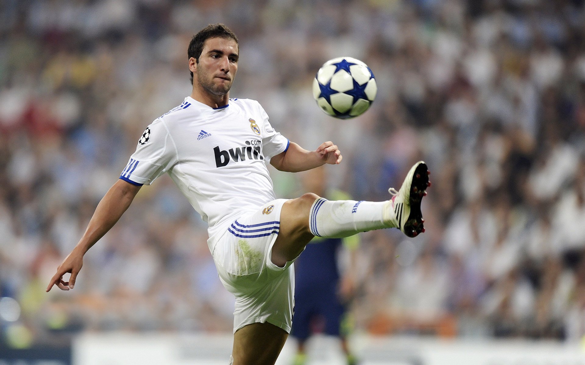 开云体育APP下载-芬兰的冰封防线，戈麦斯如何用一粒进球改写北欧足球叙事  第2张